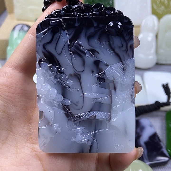 颈饰未镶嵌和田玉