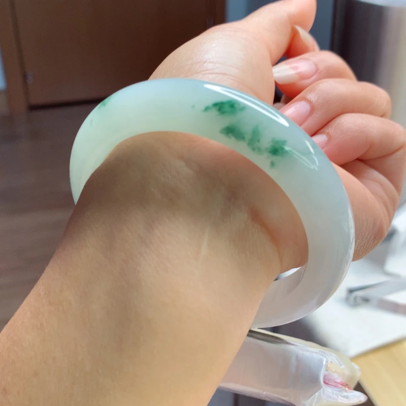 【闪购商品】翡翠手镯未镶嵌天然翡翠手镯