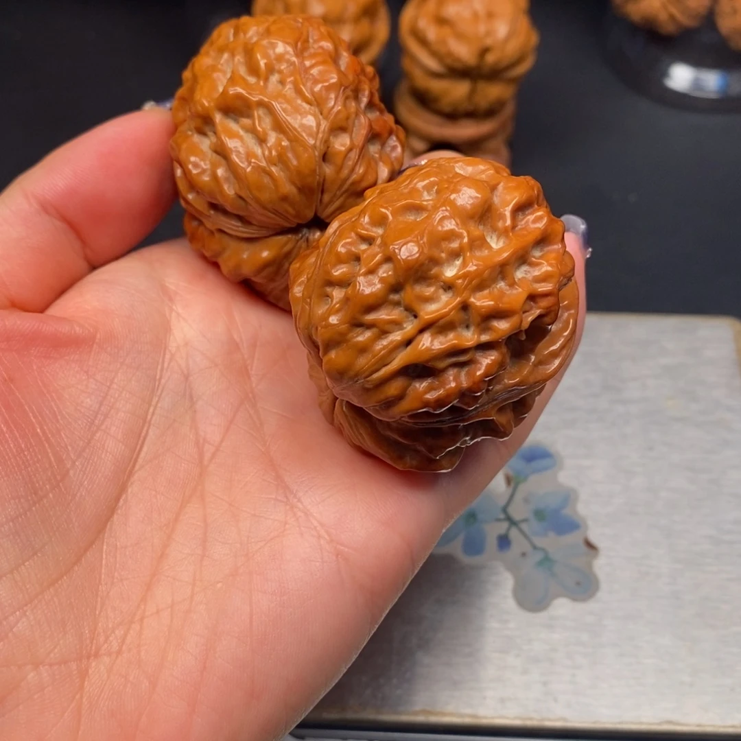 荣***者吊坠文玩核桃美女的诚意