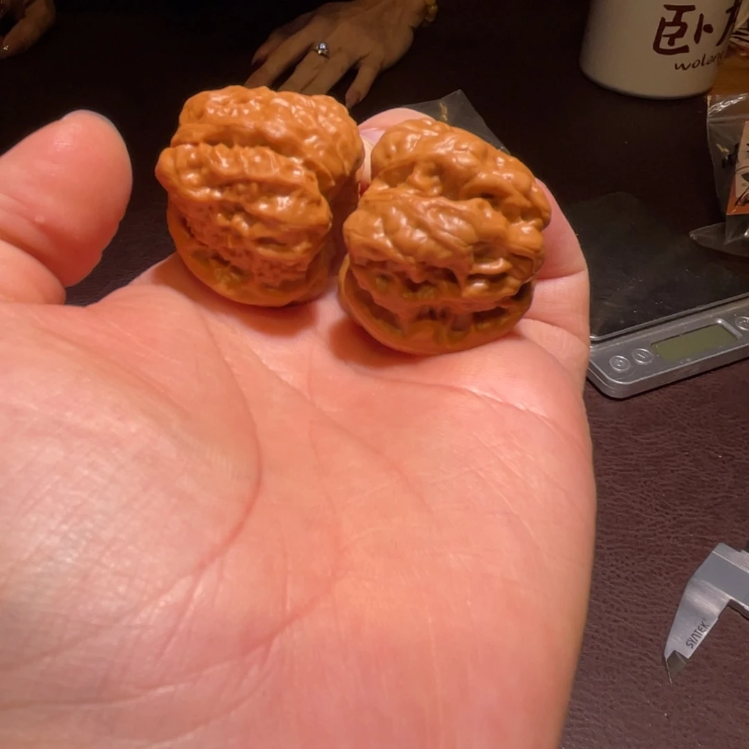 文玩核桃把件R****.39蛤蟆头