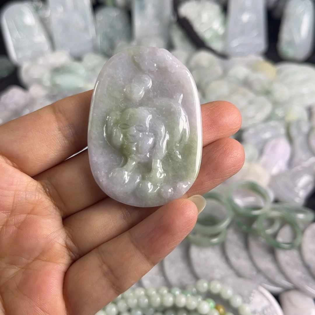 翡翠未镶嵌吊坠(不含链)瑕疵