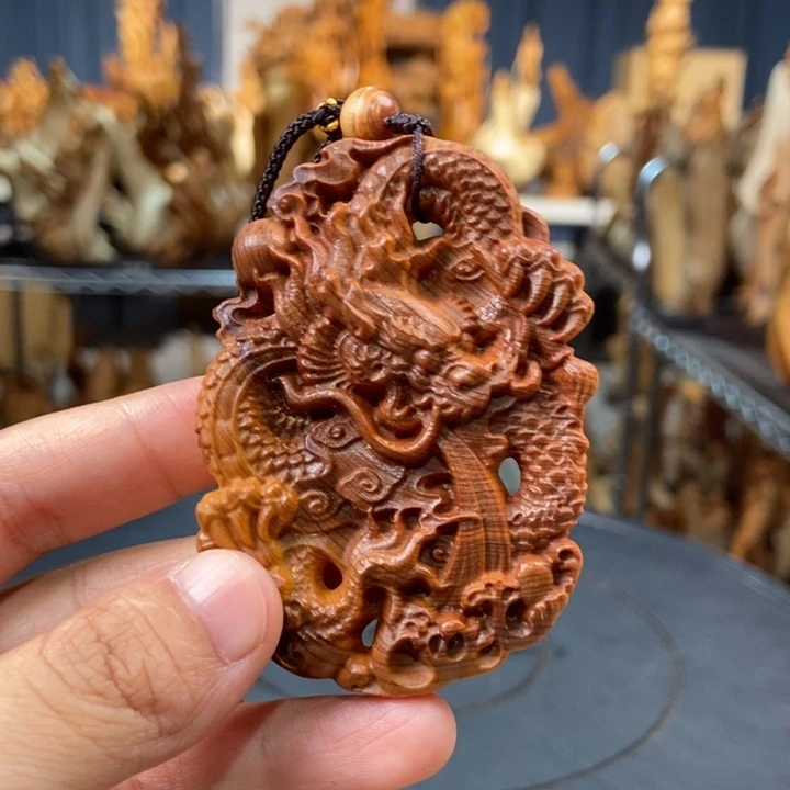 柏木（崖柏）手把件龙牌