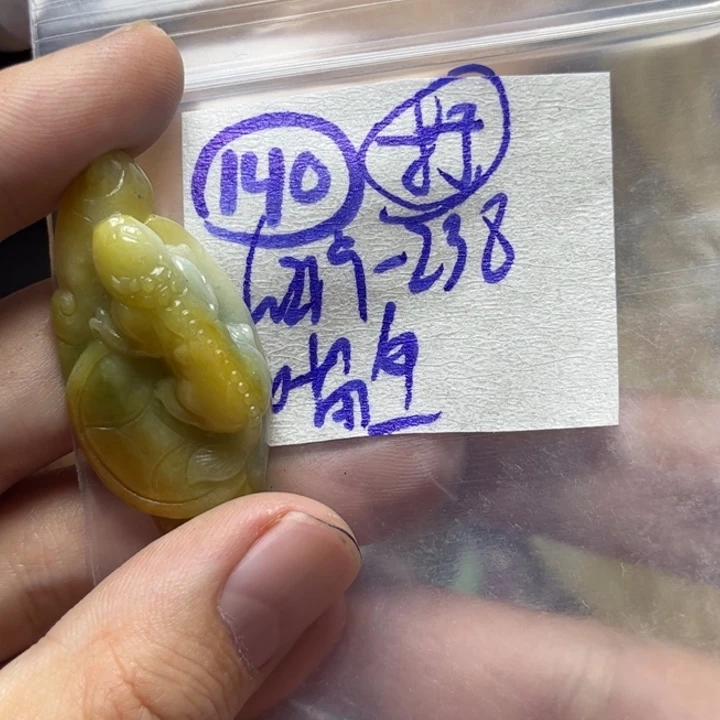 定制翡翠未镶嵌喵*?