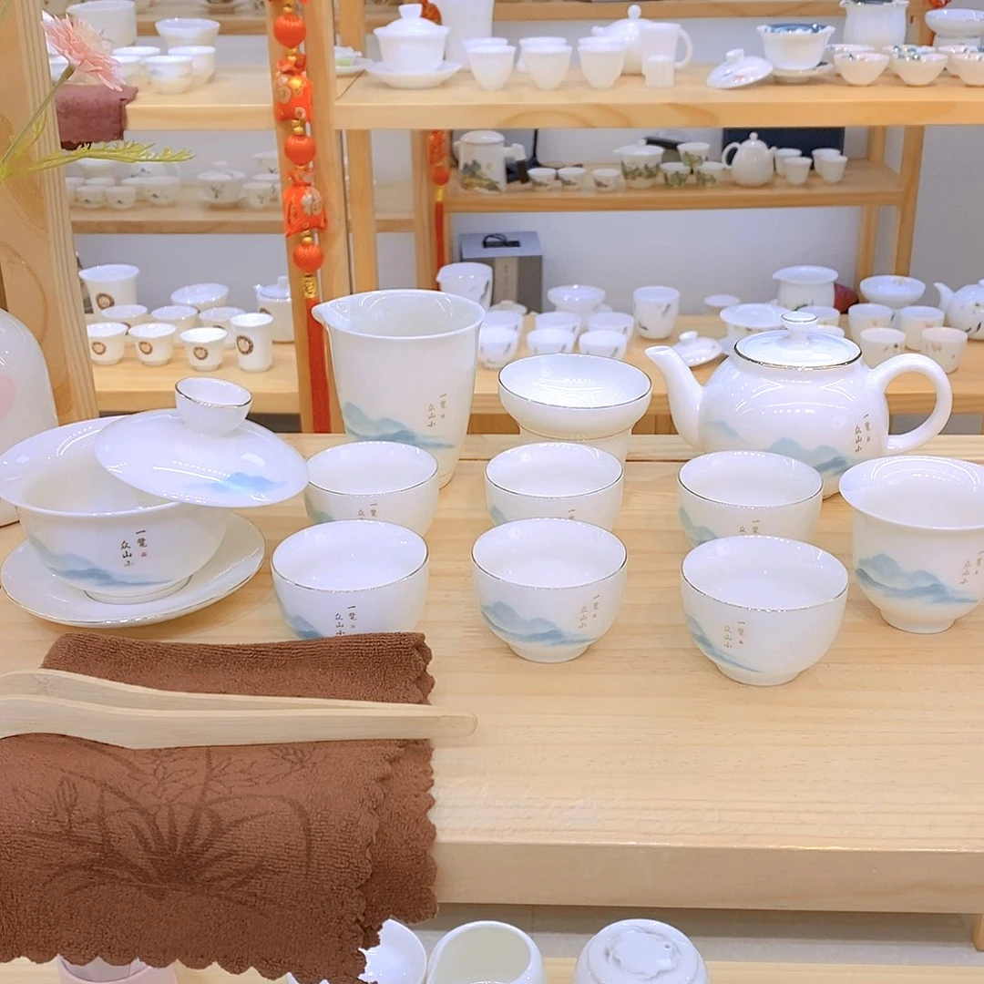 羊脂玉瓷茶具套装