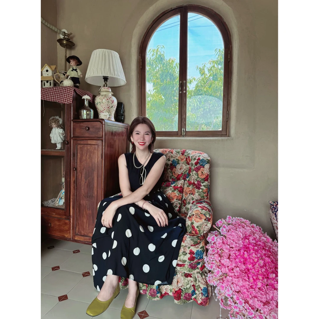 木子静-「爱丽丝梦境」少女感满满的一条波点背心棉绸连衣裙-B