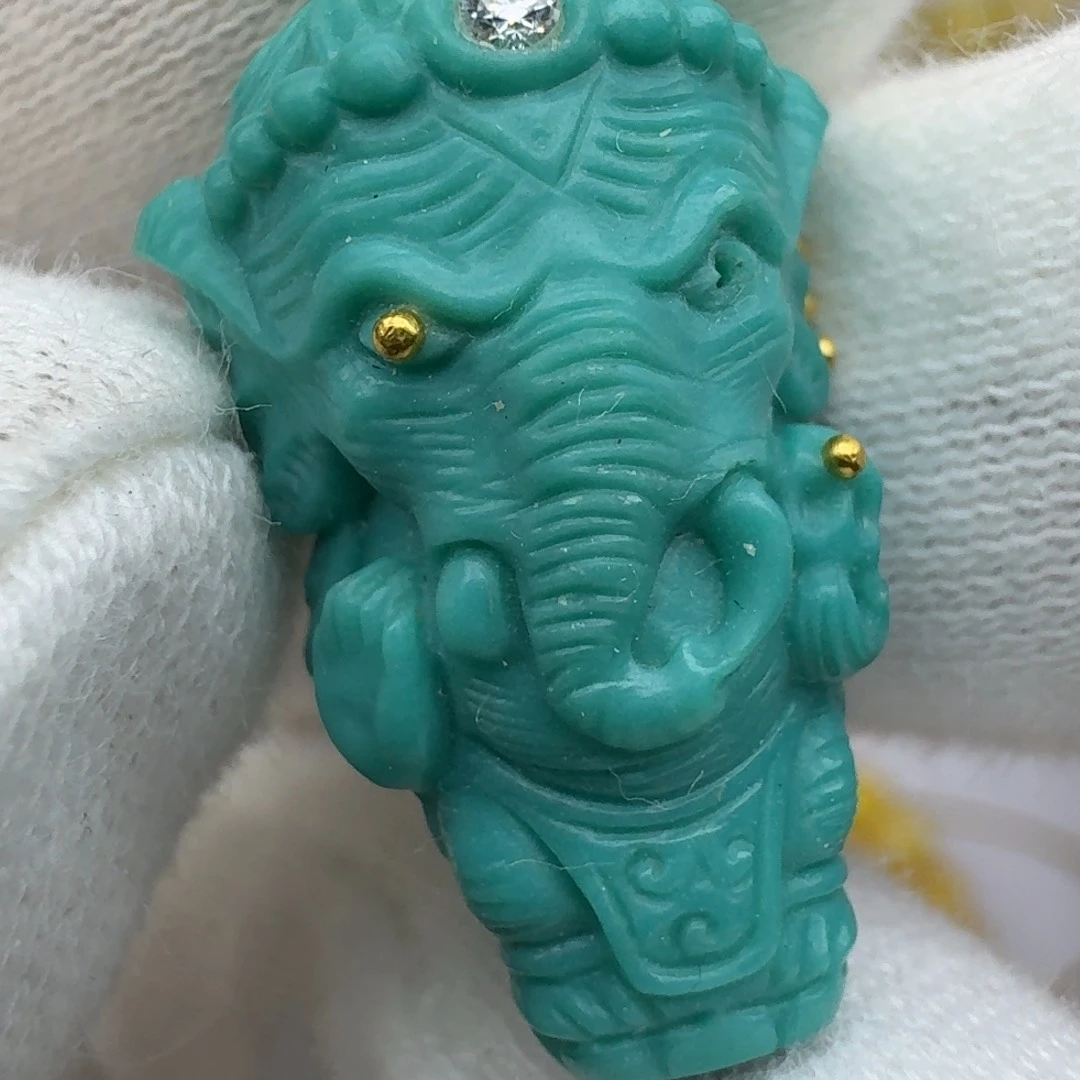未镶嵌绿松石珠宝奇石