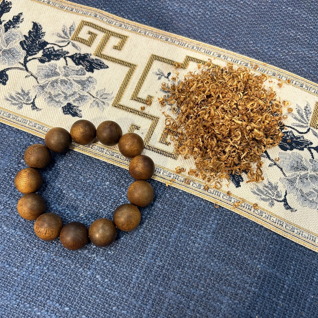 【品香阁】18mm*13颗达拉【沉水级】木作文玩