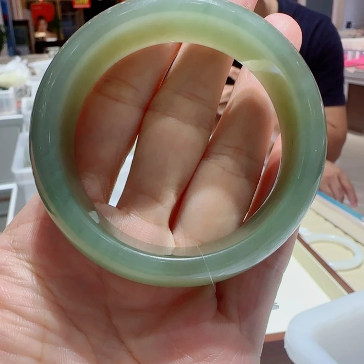 未镶嵌手镯和田玉115