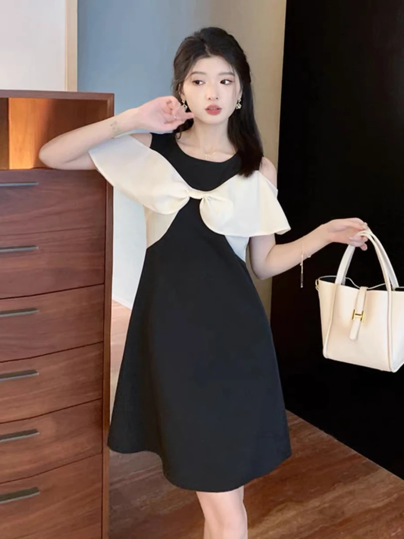 胖妹妹2025夏季新款赫本风拼接蝴蝶结露肩显瘦连衣裙