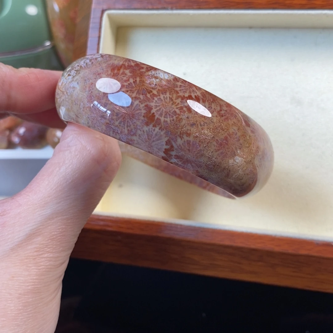 硅化珊瑚（珊瑚玉）未镶嵌手镯54.7口