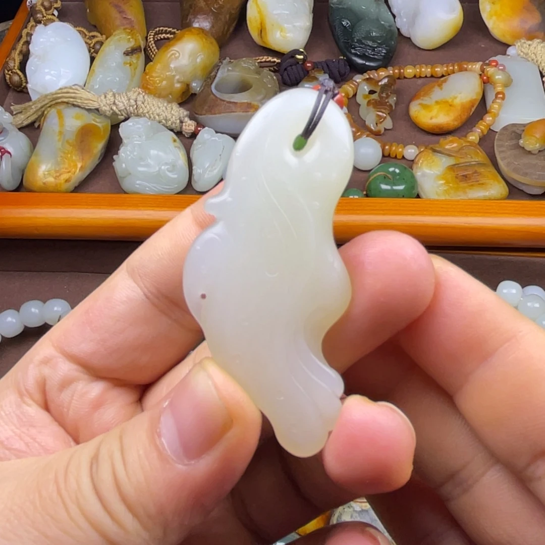 方***辉和田玉（糖玉）未镶嵌挂件