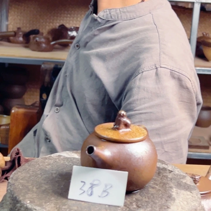 高***n雷州龙窑木把手壶-38b-150cc