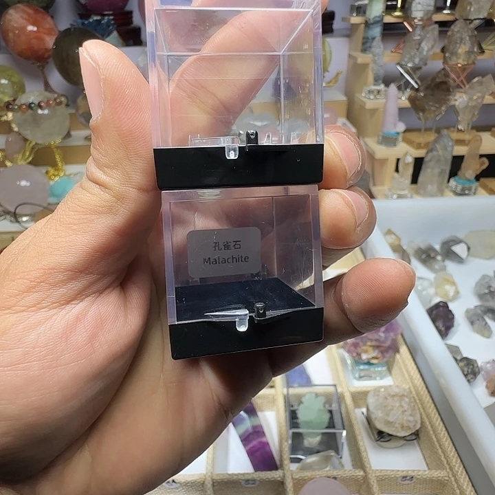 莹***莹珠宝半成品未镶嵌水晶