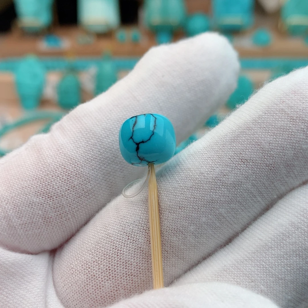 绿松石未镶嵌珠宝奇石10.5mm
