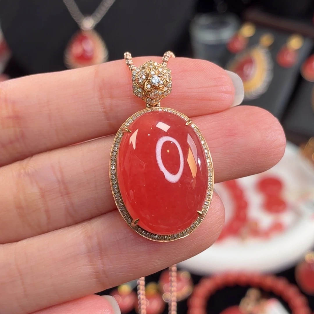 菱锰矿（红纹石）18K金镶嵌吊坠(不含链)招牌山茶花