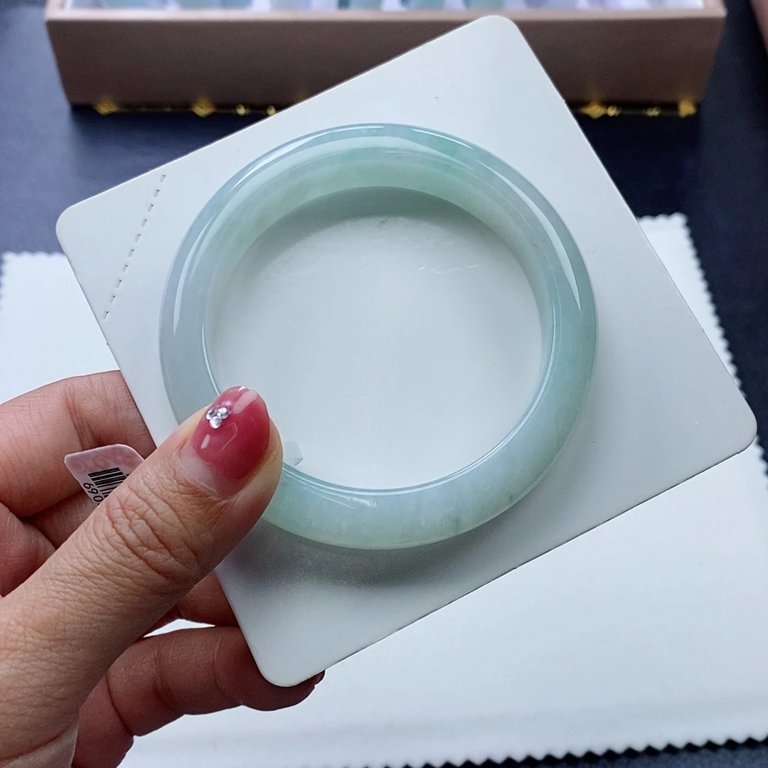 未镶嵌手镯翡翠56.9圈口