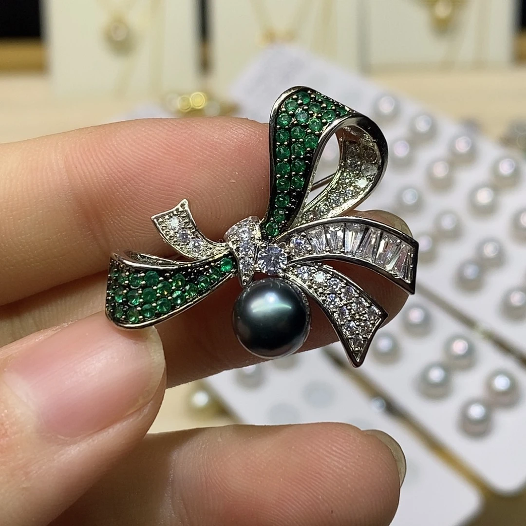 未镶嵌海水珍珠胸饰