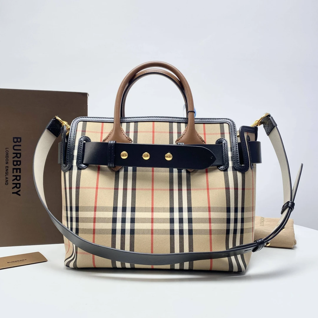 胖虎熙少/博柏利/95新/公价0/箱包/斜挎包/312502270048