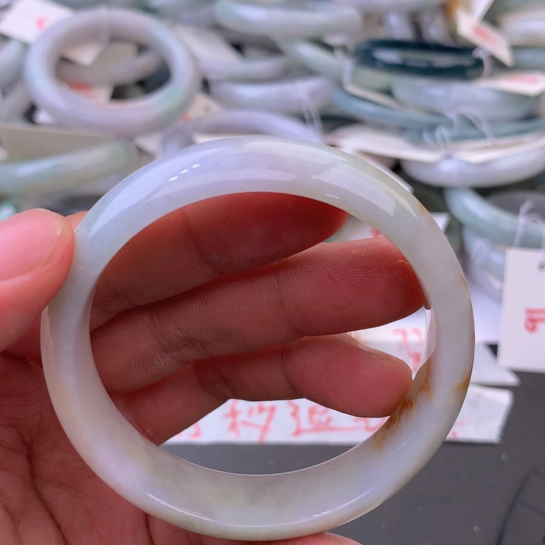 翡翠手镯未镶嵌125888888889