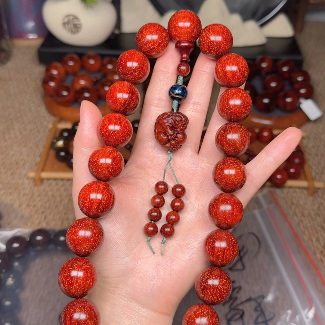 檀香紫檀（小叶紫檀）想2.0手红