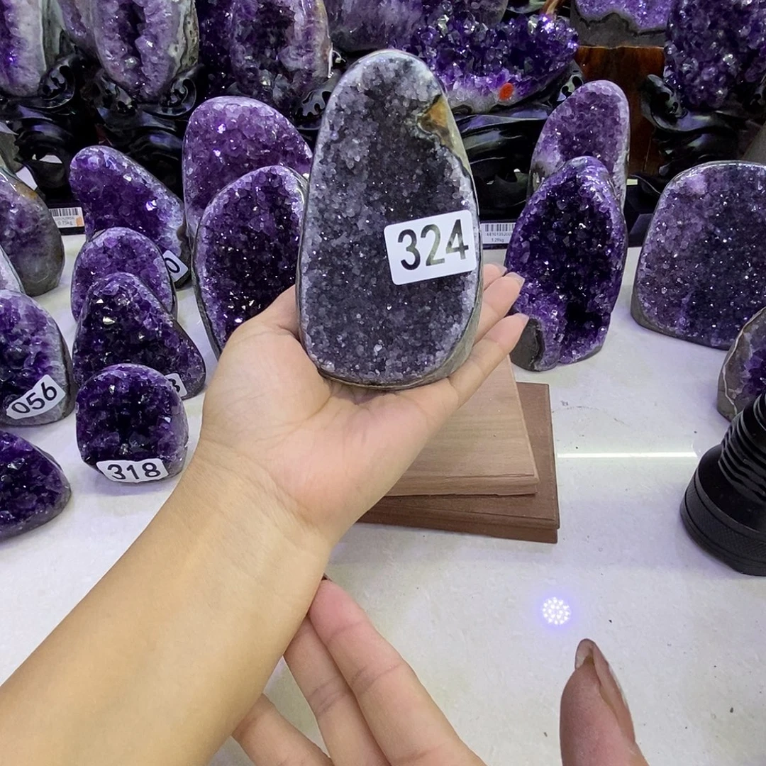 大型摆件（非配饰）未镶嵌紫晶