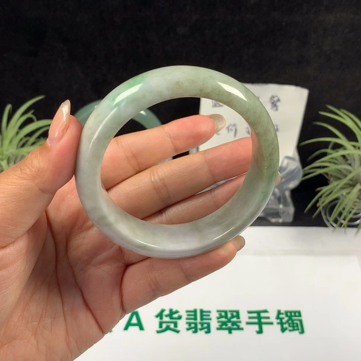 未镶嵌手镯翡翠91
