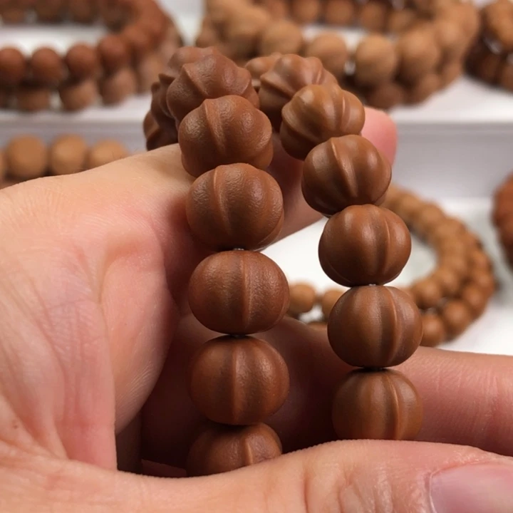 手串/手链核桃杜****.小鲨鱼高抛小