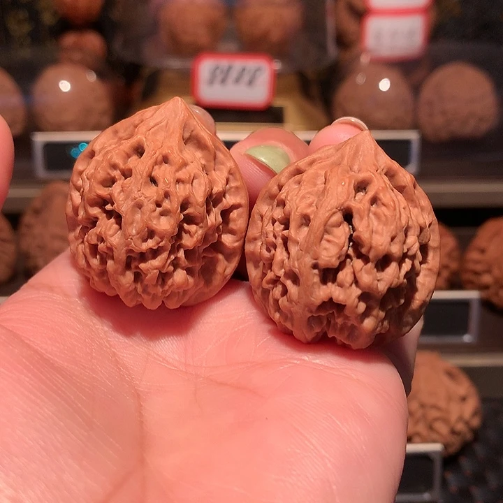 文玩核桃把件太行龙纹