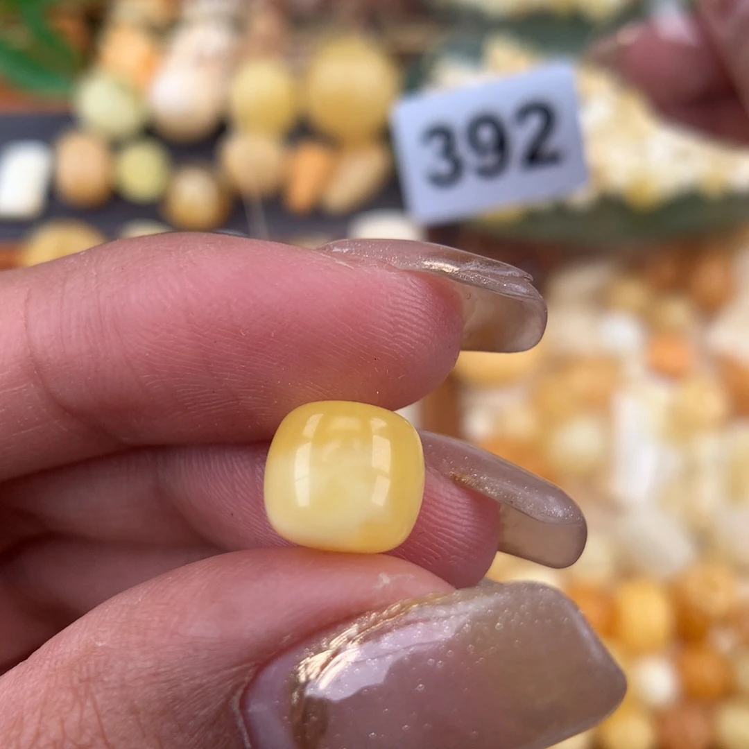琥珀珠宝奇石未镶嵌9.2