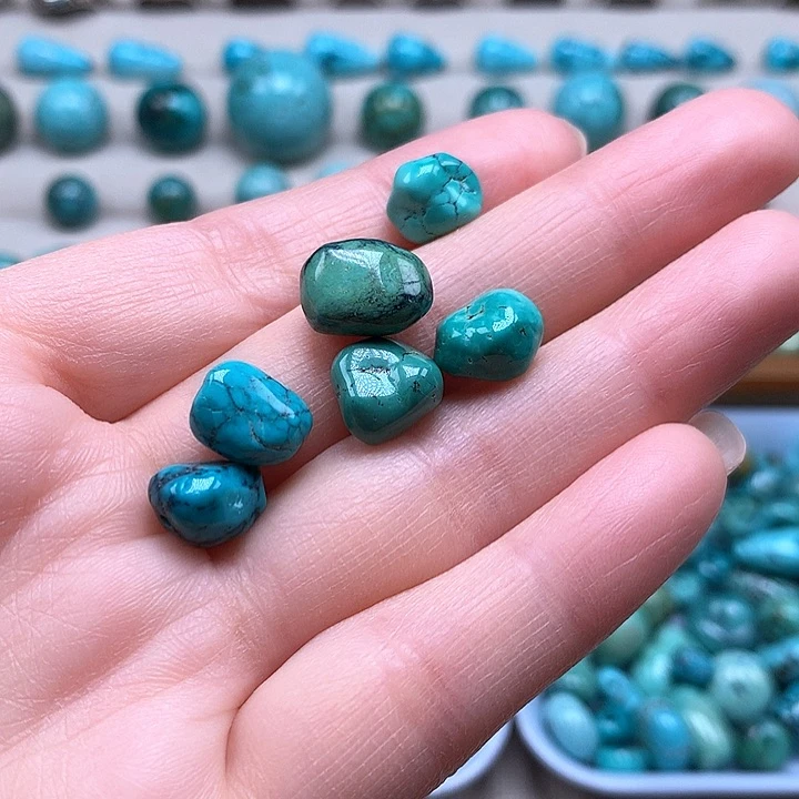 绿松石颈饰未镶嵌云****