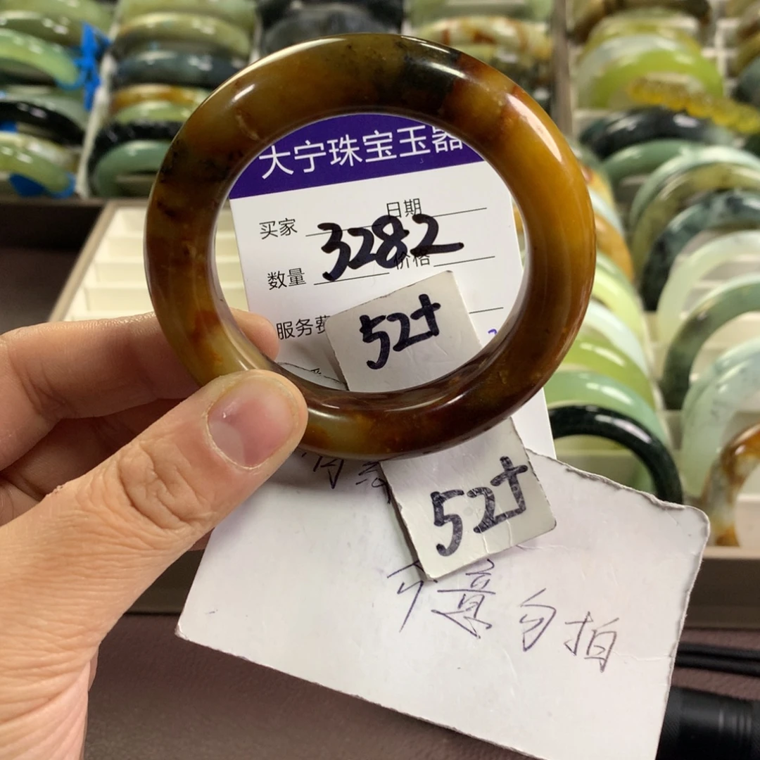 蛇纹石玉未镶嵌手镯3282