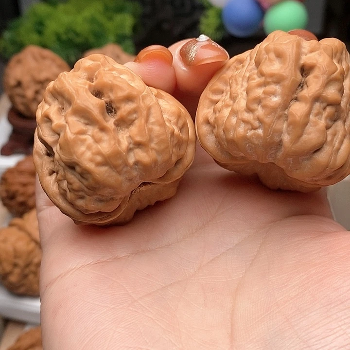 文玩核桃把件杨**亿蛙蛙