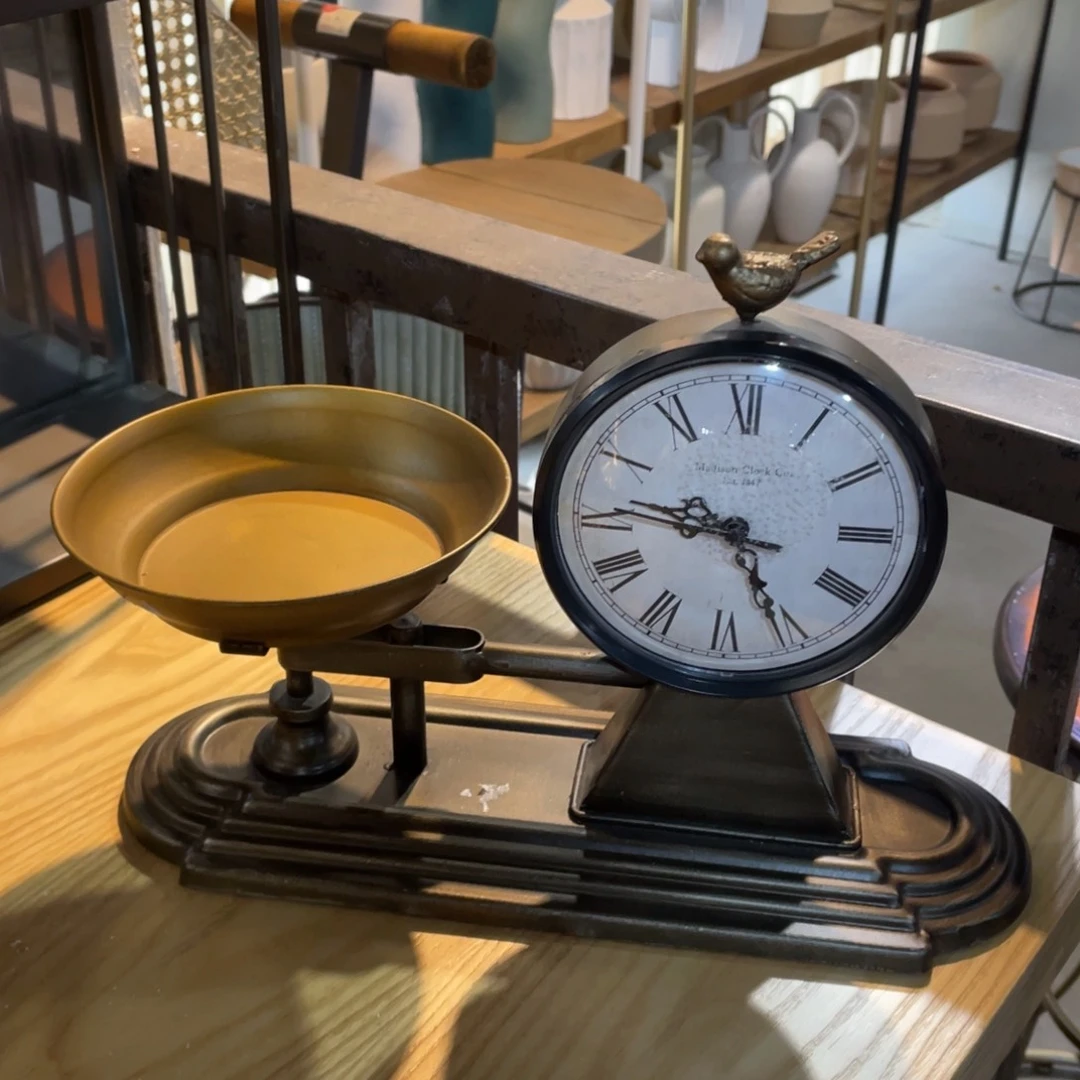 铁桌面摆件天秤 钟