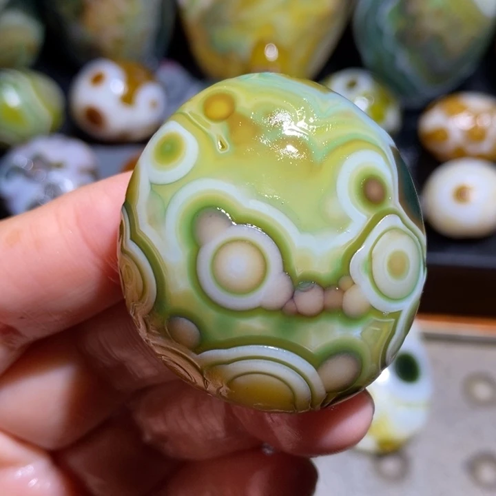未镶嵌玛瑙/玉髓珠宝半成品28