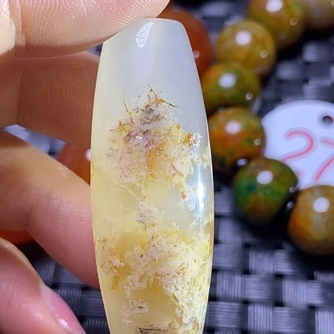 未镶嵌颈饰玛瑙/玉髓千**山
