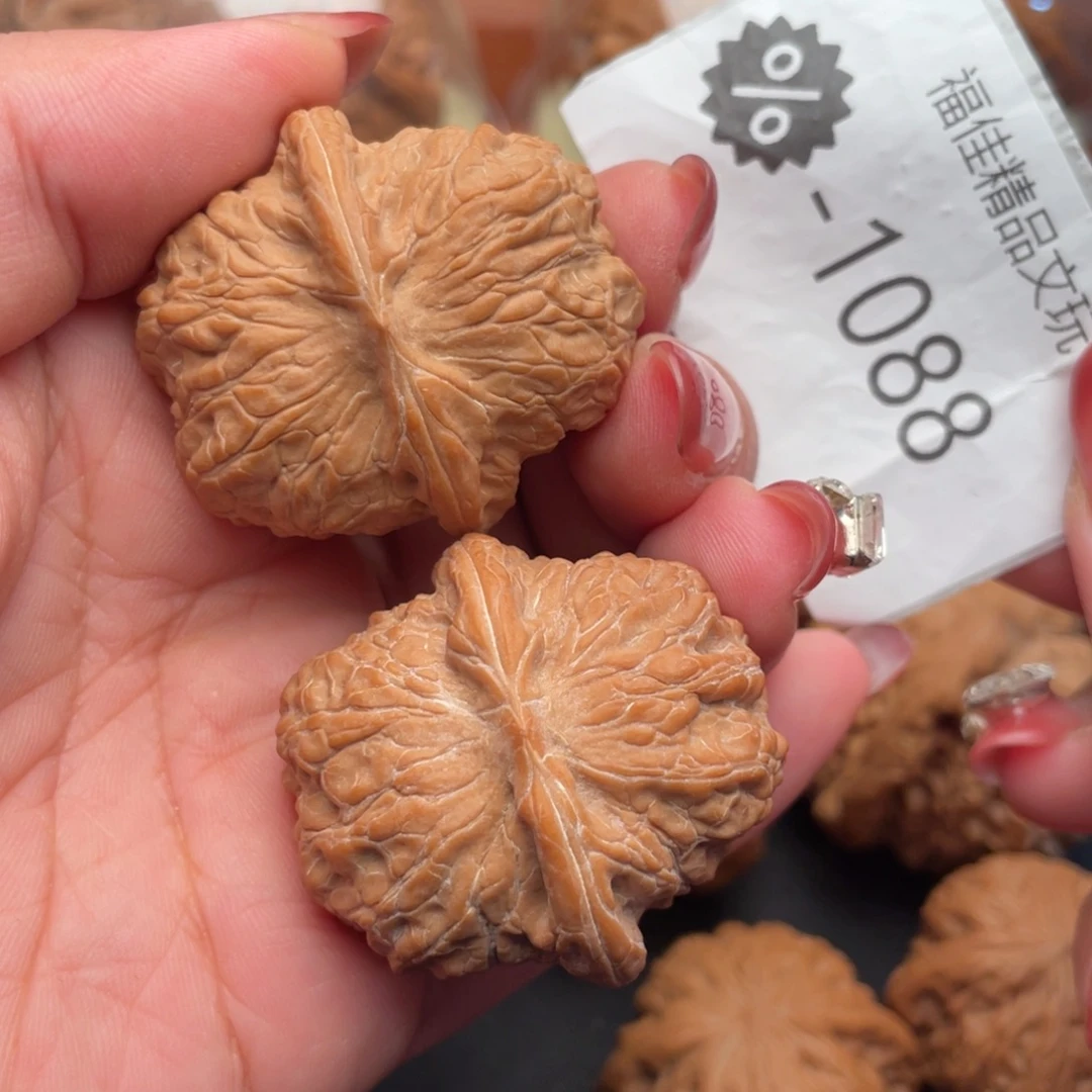 把件文玩核桃38精配血麒麟