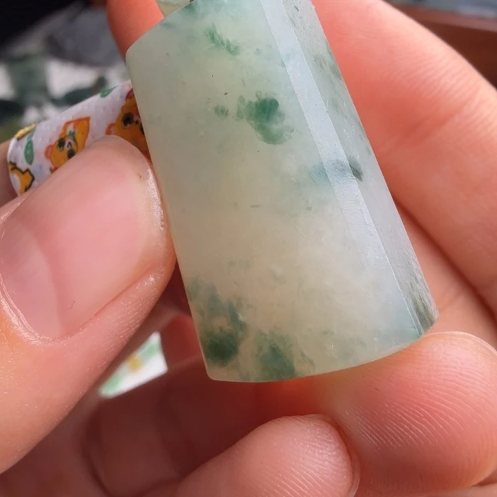 定制翡翠未镶嵌包工