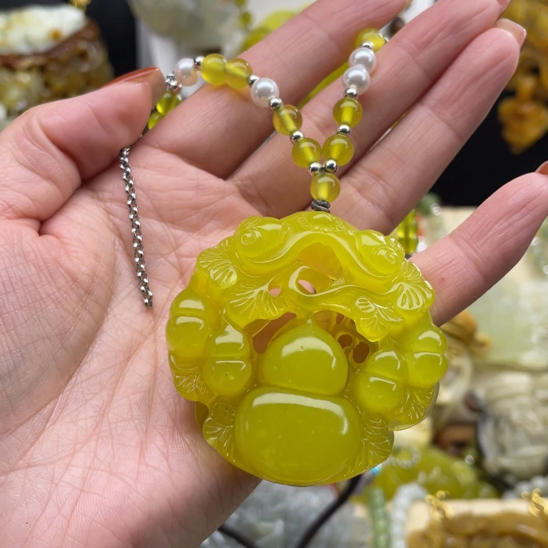 未镶嵌蛇纹石玉颈饰