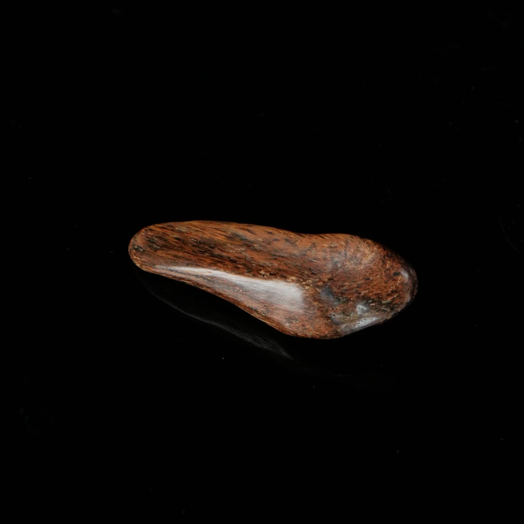 B5941 文莱土沉沉水吊坠 5.1x1.6x1.2cm  4.44g