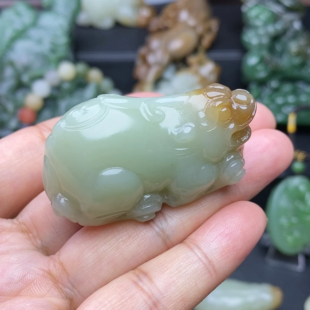 和田玉未镶嵌挂件