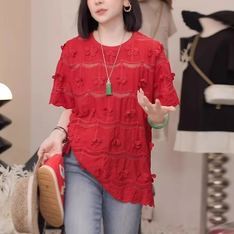 大码红色t恤女短袖2025夏新款减龄宽松遮肉显瘦立体花朵镂空上衣