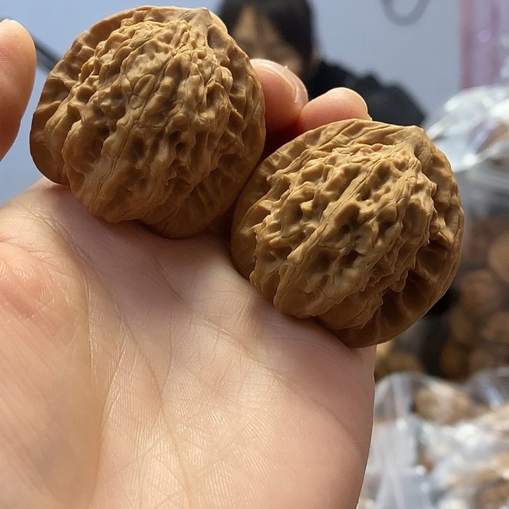 把件文玩核桃41霞云岭