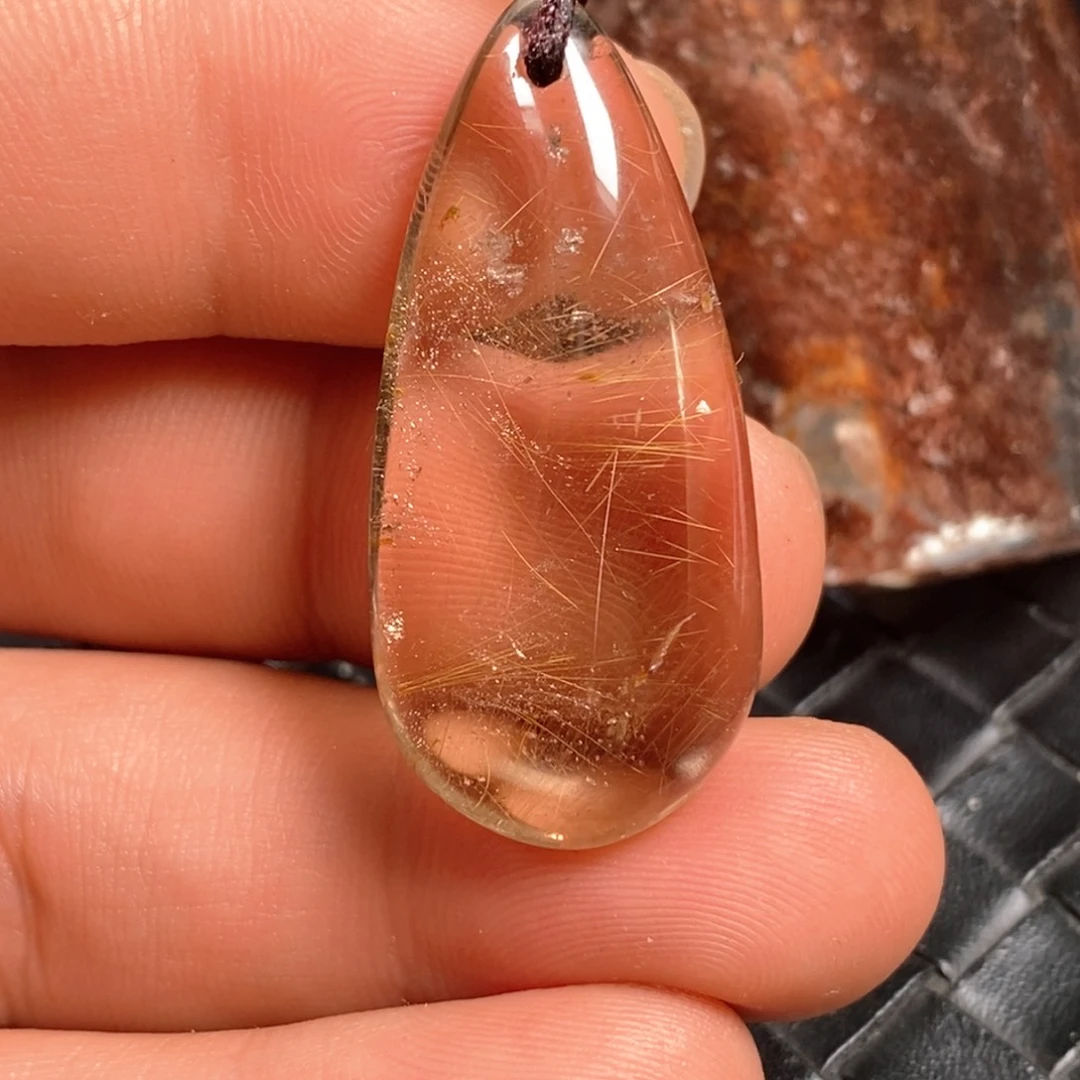 未镶嵌颈饰水晶水晶