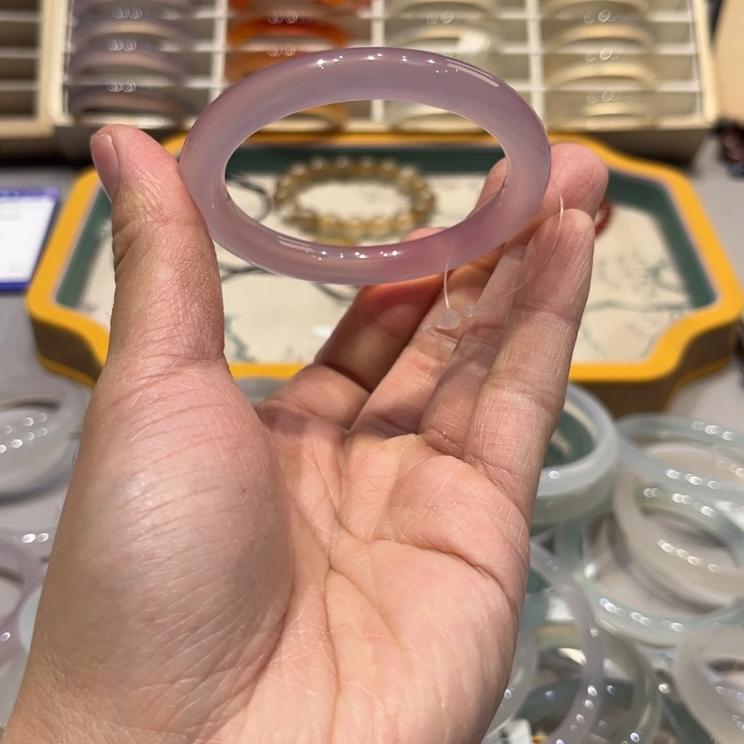 玛瑙/玉髓未镶嵌手镯