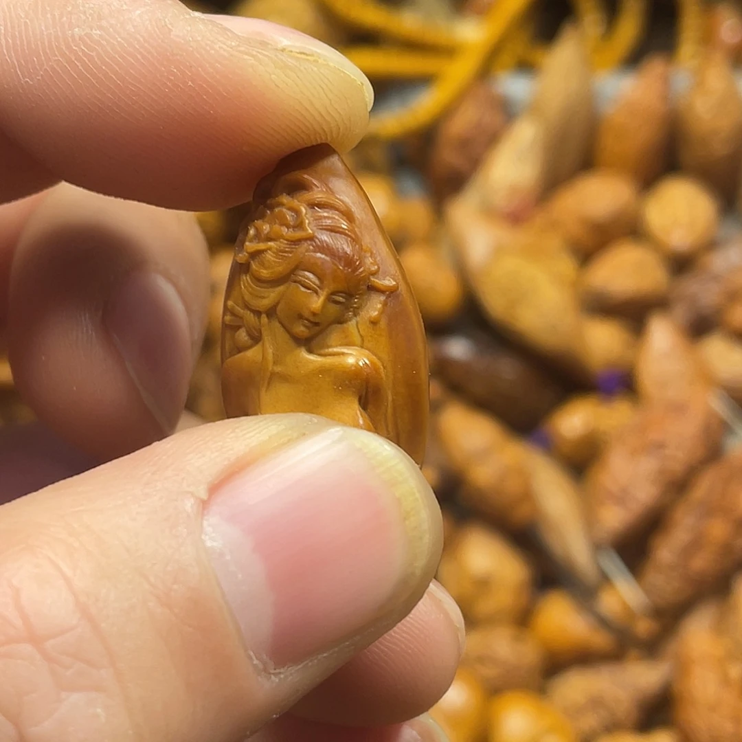 手串/手链橄榄核浮雕美女914