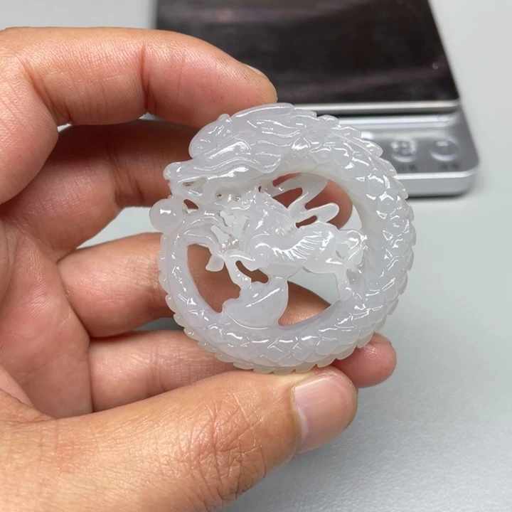 和田玉吊坠(不含链)未镶嵌可**肉