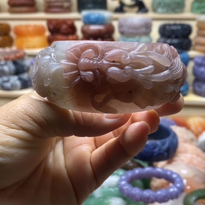 未镶嵌手镯石英质玉