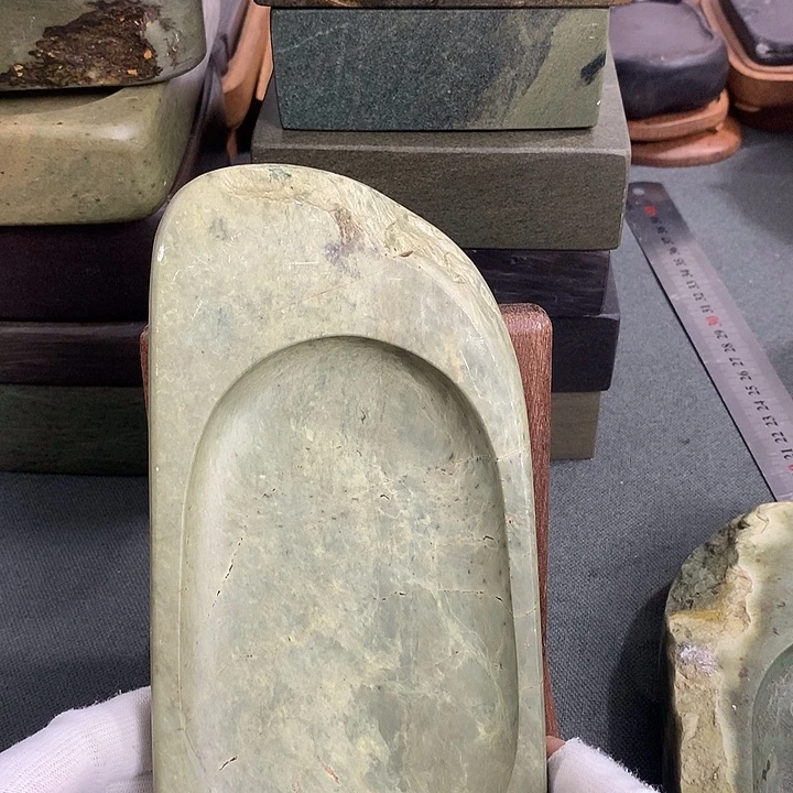 广东肇庆原石端砚