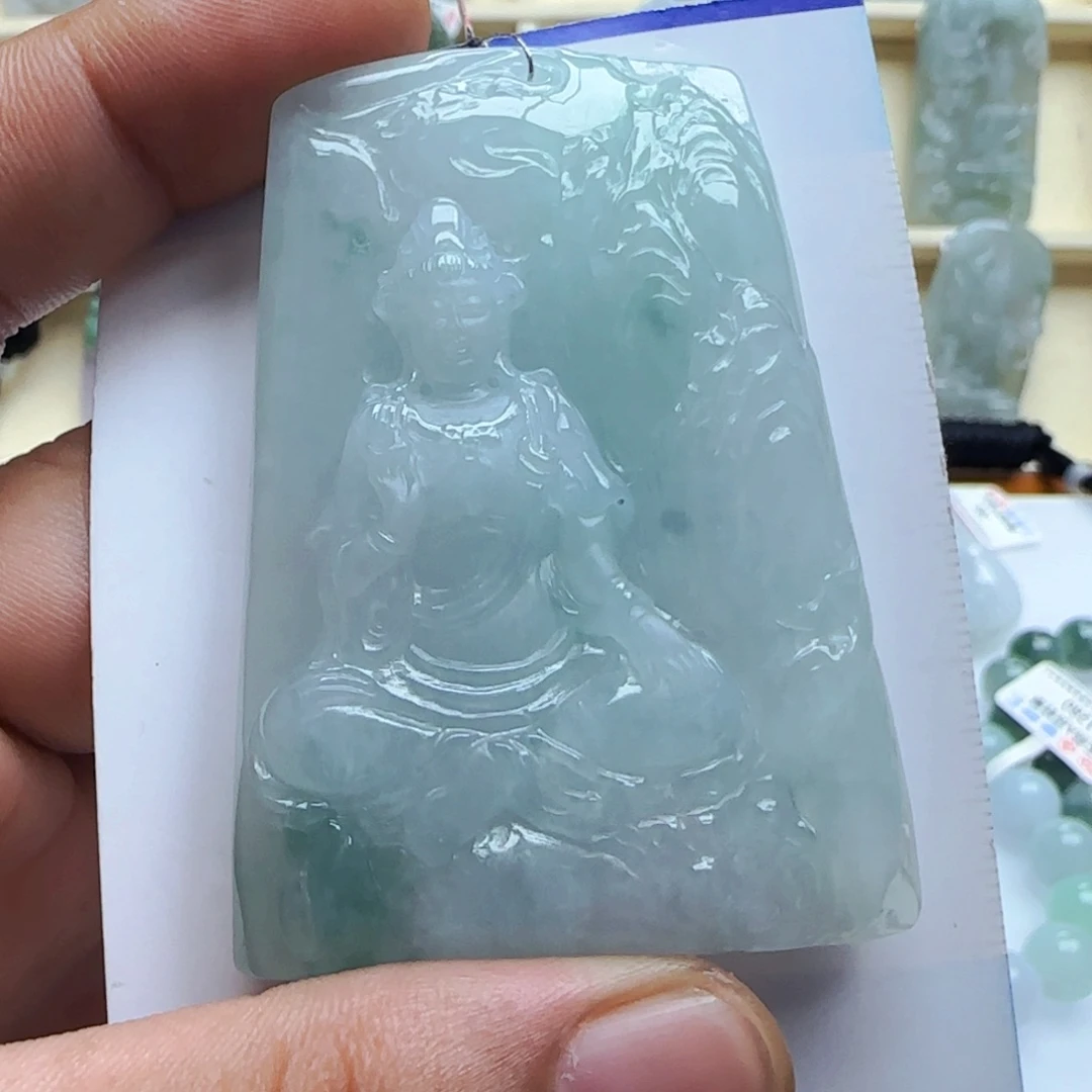 北***雪翡翠未镶嵌颈饰翡翠