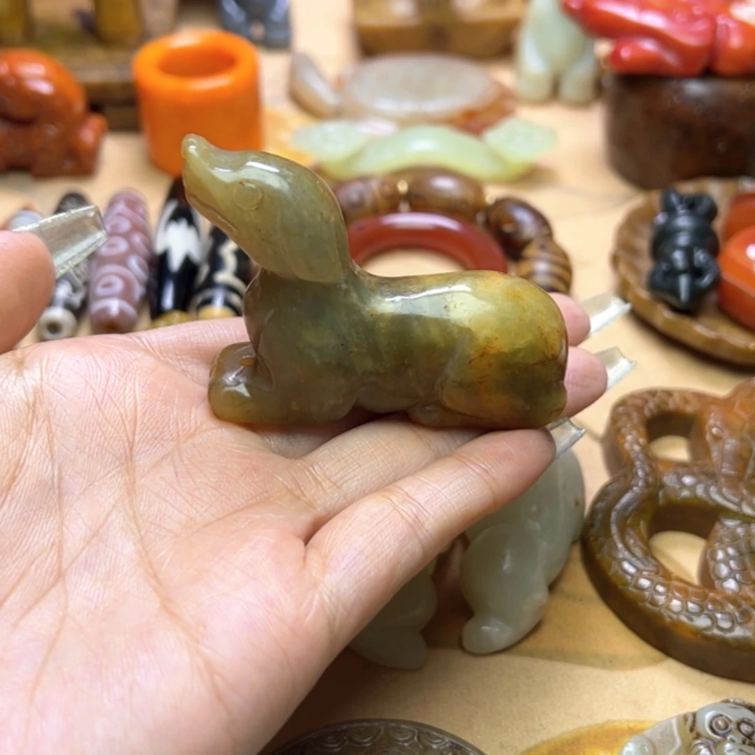 【闪购商品】蛇纹石玉颈饰未镶嵌